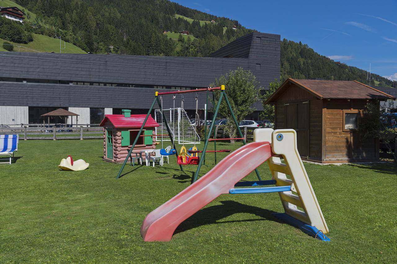 Appartments Lercher Irma San Candido Zewnętrze zdjęcie